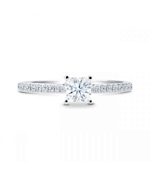 Anillo con diamante central corte princesa 0.40 diseño clásico "Itami" - Jorge Juan Joyeros